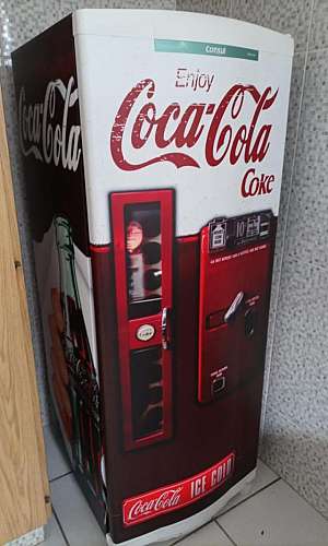 Envelopamento de geladeira Envelopamento de geladeira