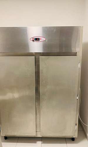 Refrigerador industrial Refrigerador industrial